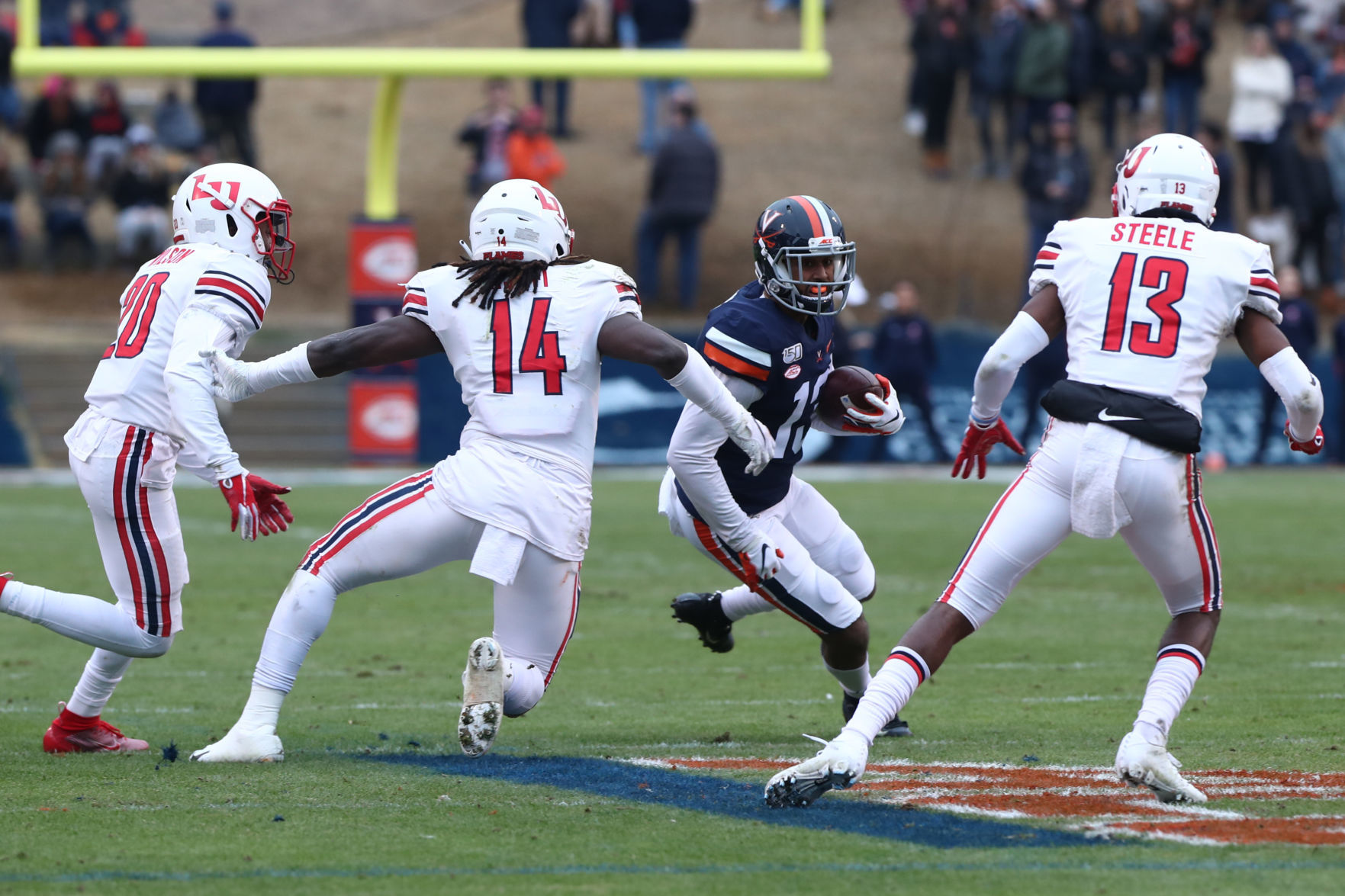 20191123_cdp_sports_uvafootball68.JPG